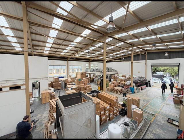 1,677M² WAREHOUSE TO LET IN RANDJESPARK
